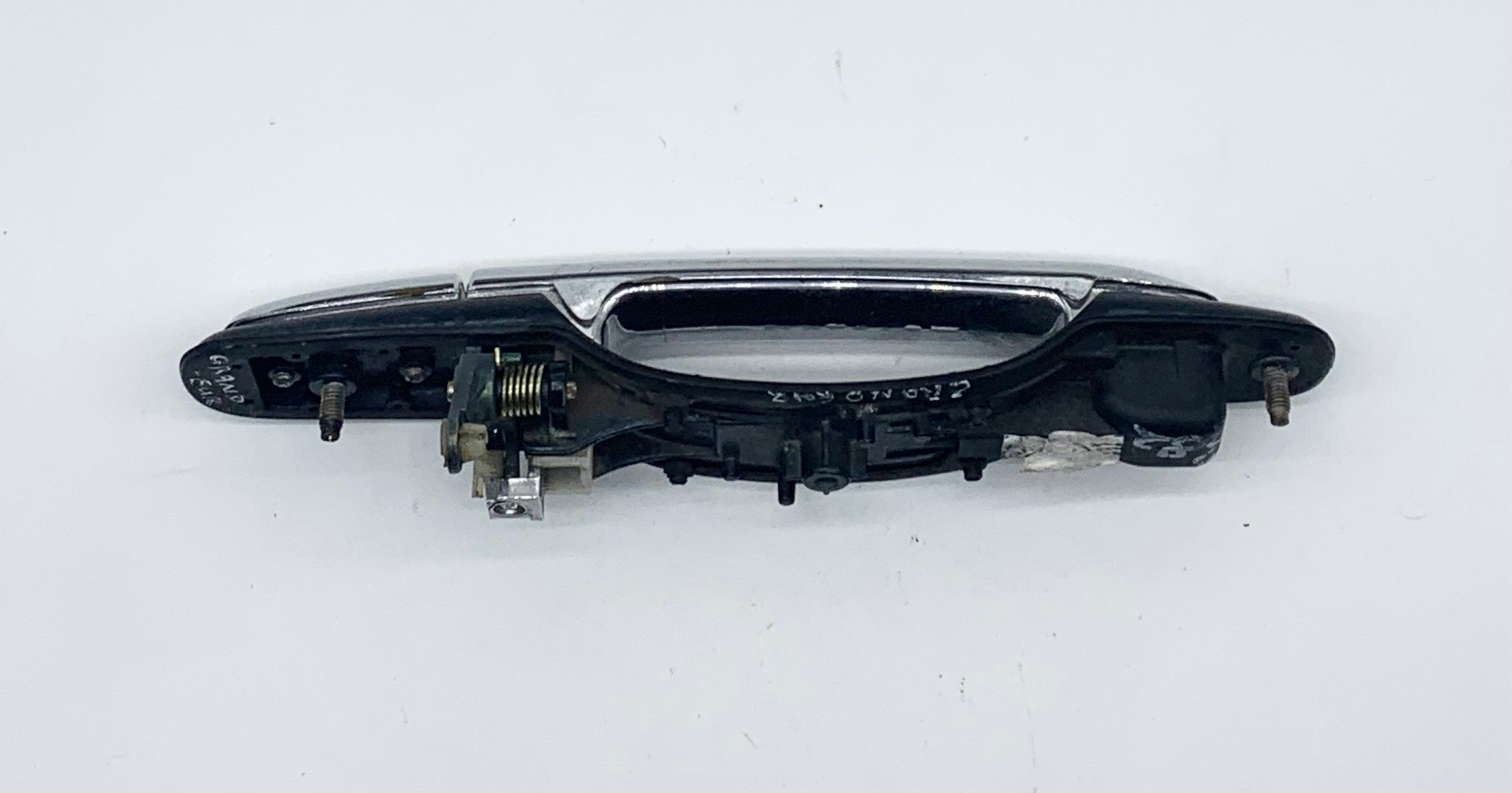 Hyundai Grandeur XG 07/1999-2005 Door Handle Outer Rear Left Passenger Side