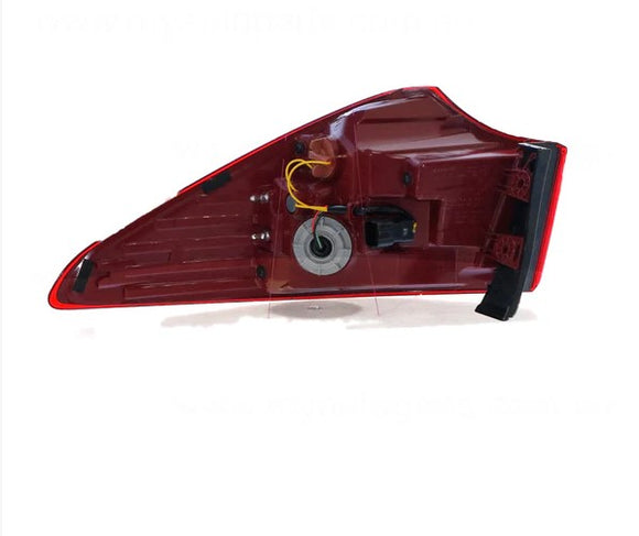 Hyundai Santa Fe Highlander & SR 06/2015-03/2018 DM Series 2 Tail Light Right Hand Side LED Type