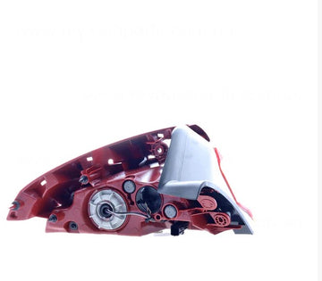 Kia Stinger GT-Line 07/2017-09/2020 Outer Tail Light Right Hand Side LED Type - 0