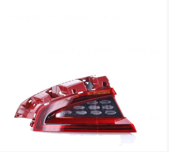 Kia Stinger GT-Line 07/2017-09/2020 Outer Tail Light Left Hand Side LED Type