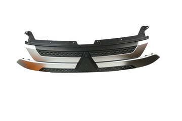 Mitsubishi Outlander ZL 10/2017-07/2021 Front Grille Chrome & Black
