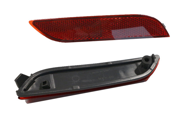Asv70 Toyota Camry ASV70 GSV70 AXVH71 09/2017-Onwards Rear Bar Reflector Lig ...