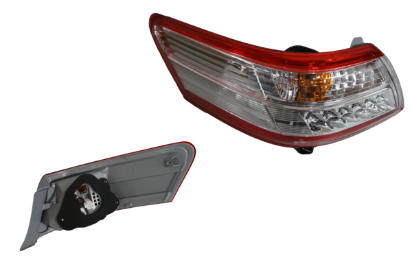 Toyota Camry Hybrid AHV40 2010-11/2011 Outer Tail Light Left Hand Side