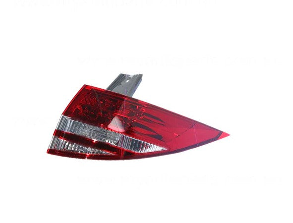 Toyota Tarago ACR50 GSR50 01/2006-12/2008 Tail Light Right Hand Side