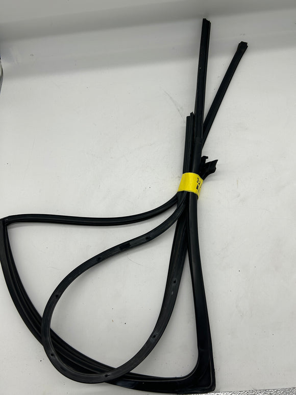 Hyundai Getz 2002-2011 Window Door Seal Front Right Hand Side 2 Door