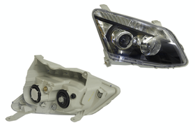 Isuzu DMAX TFS LS X-RUNNER 07/2012-10/2016 Headlight Right Hand Side Projector Type
