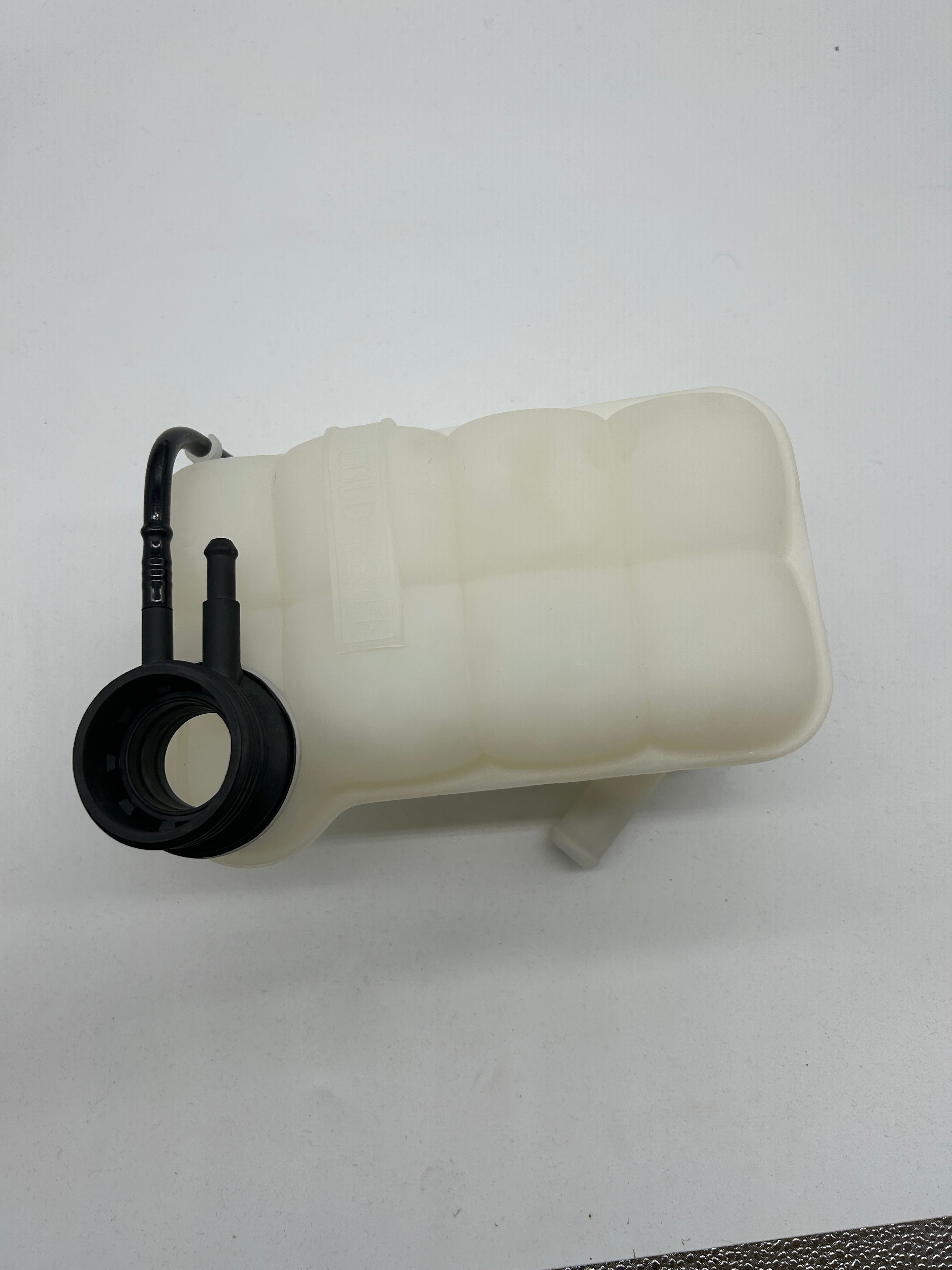 Land Rover Discovery II 1998-2004 Coolant Tank