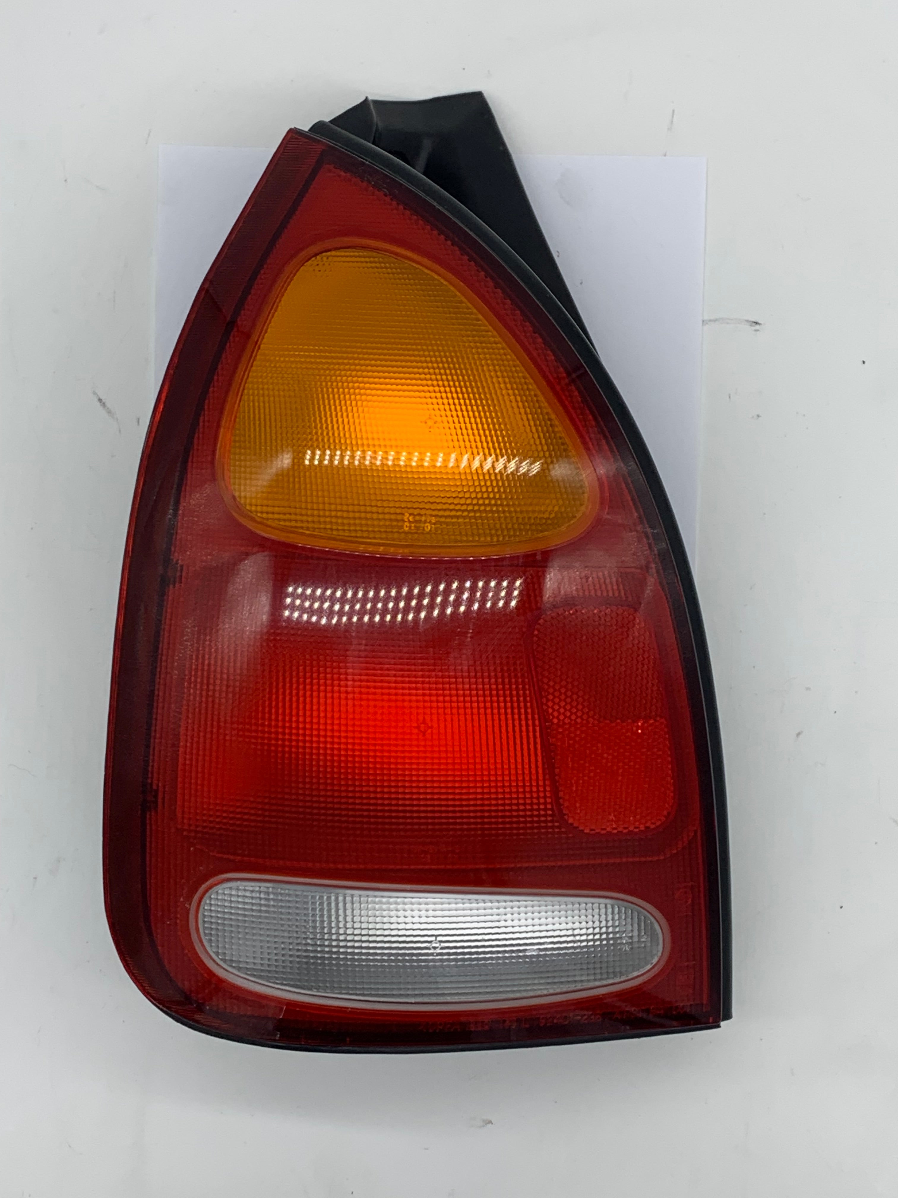 Hyundai Lantra J2 9/1994-12/1998 Wagon Tail Light Left Hand Side