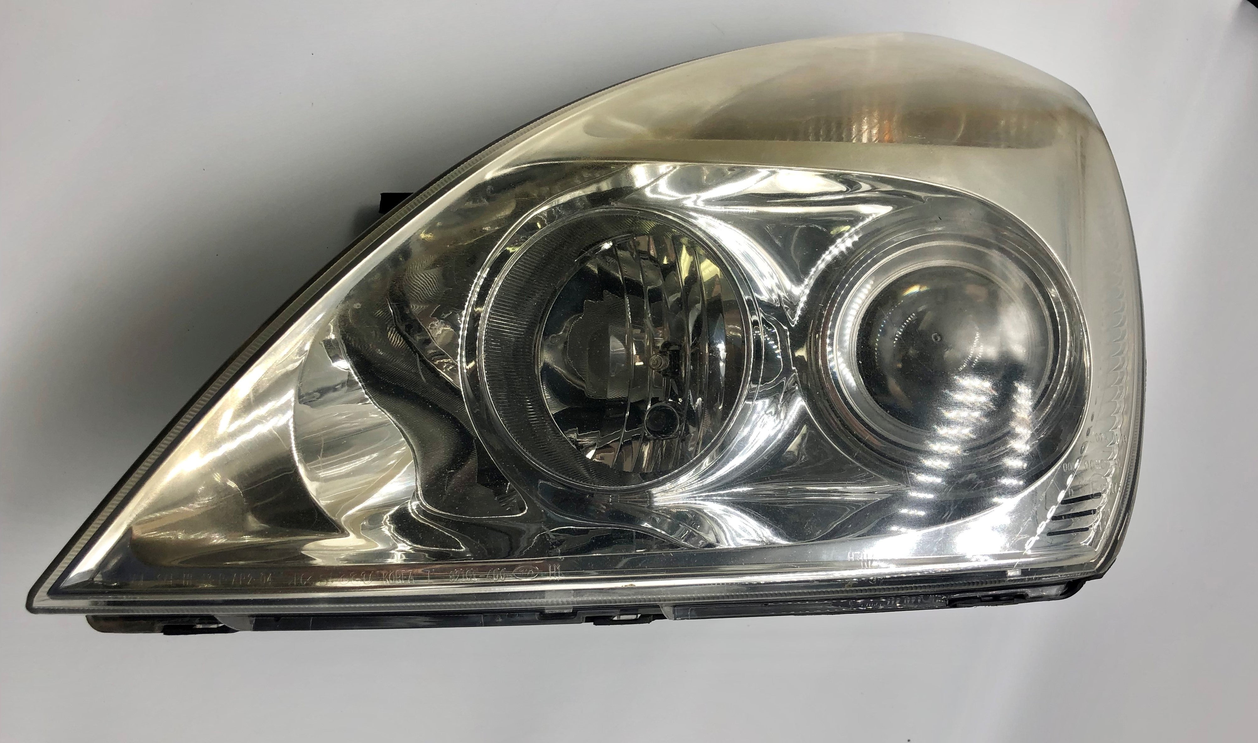 Kia Grand Carnival VQ 2006-2015 Headlight Left Hand Side