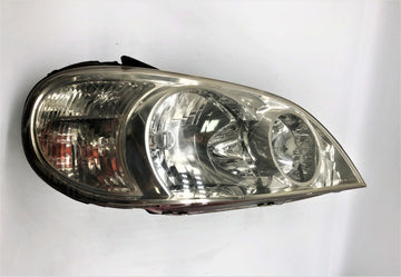 Kia Carnival KV11 2000-2006 Headlight Right Hand Drivers Side - 0