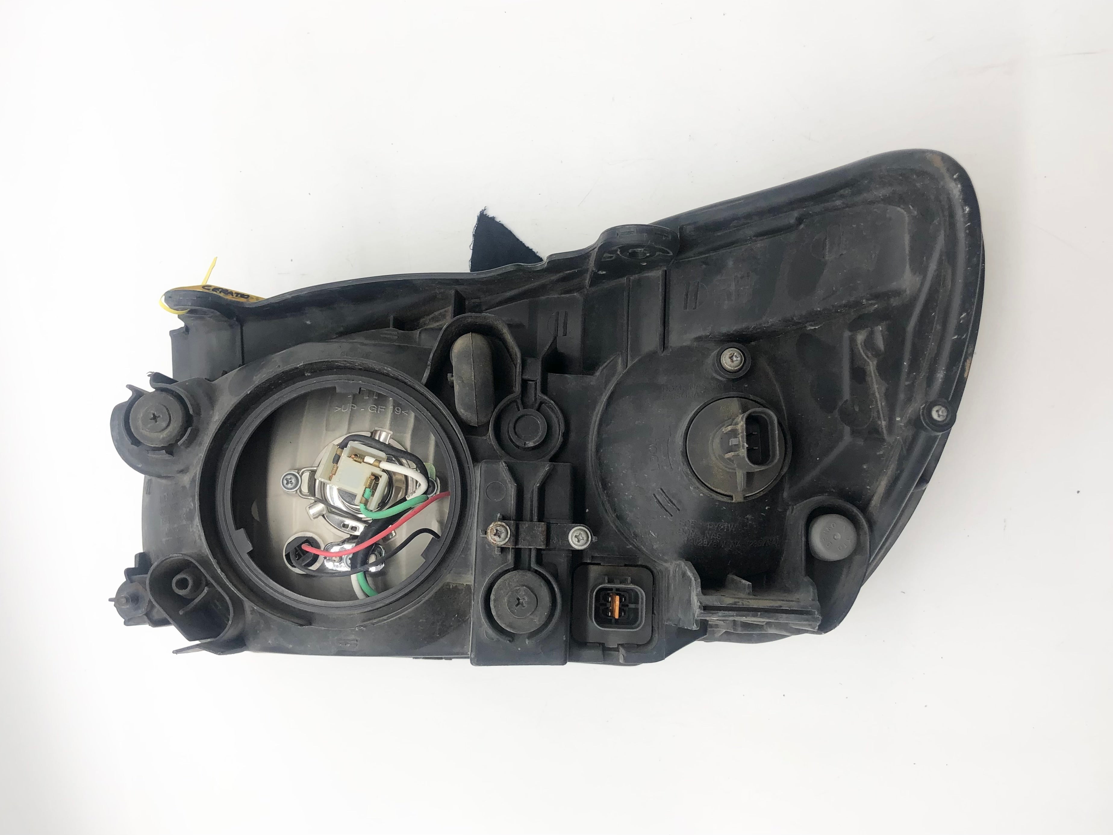 Kia Cerato LD 2004-2006 Headlight Right Hand Drivers Side