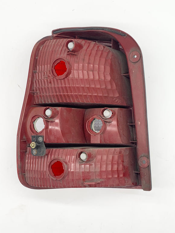 Kia Carnival KV11 2000-2006 Tail light Right Hand Drivers Side
