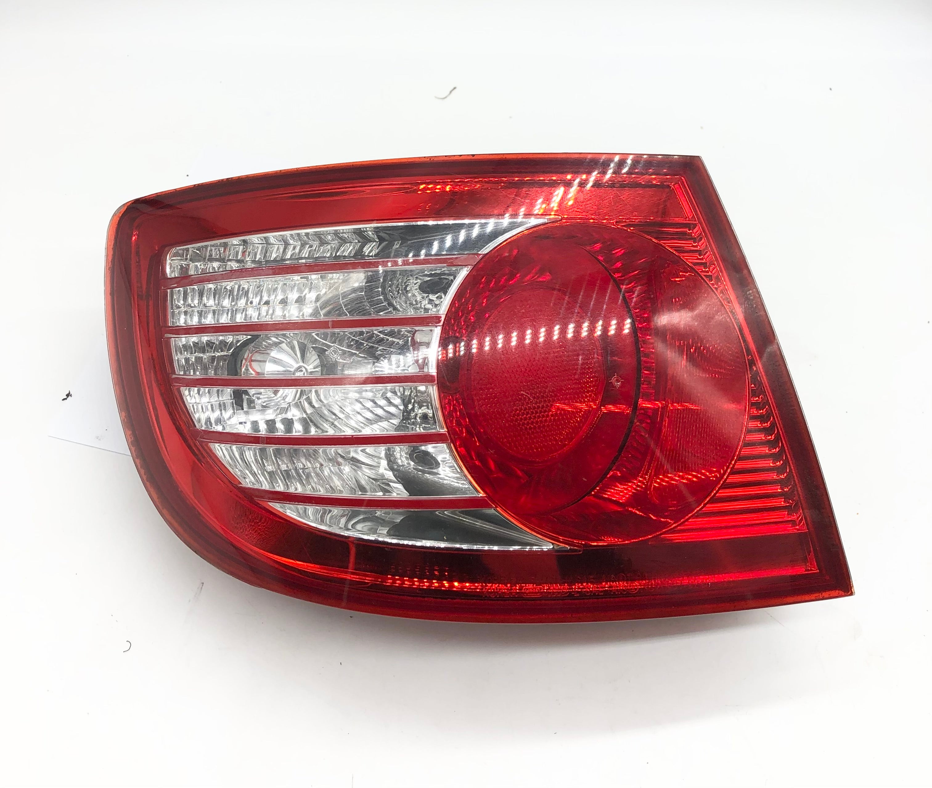 Hyundai Elantra XD 2003-2006 Tail Light Left Hand 5D Hatch