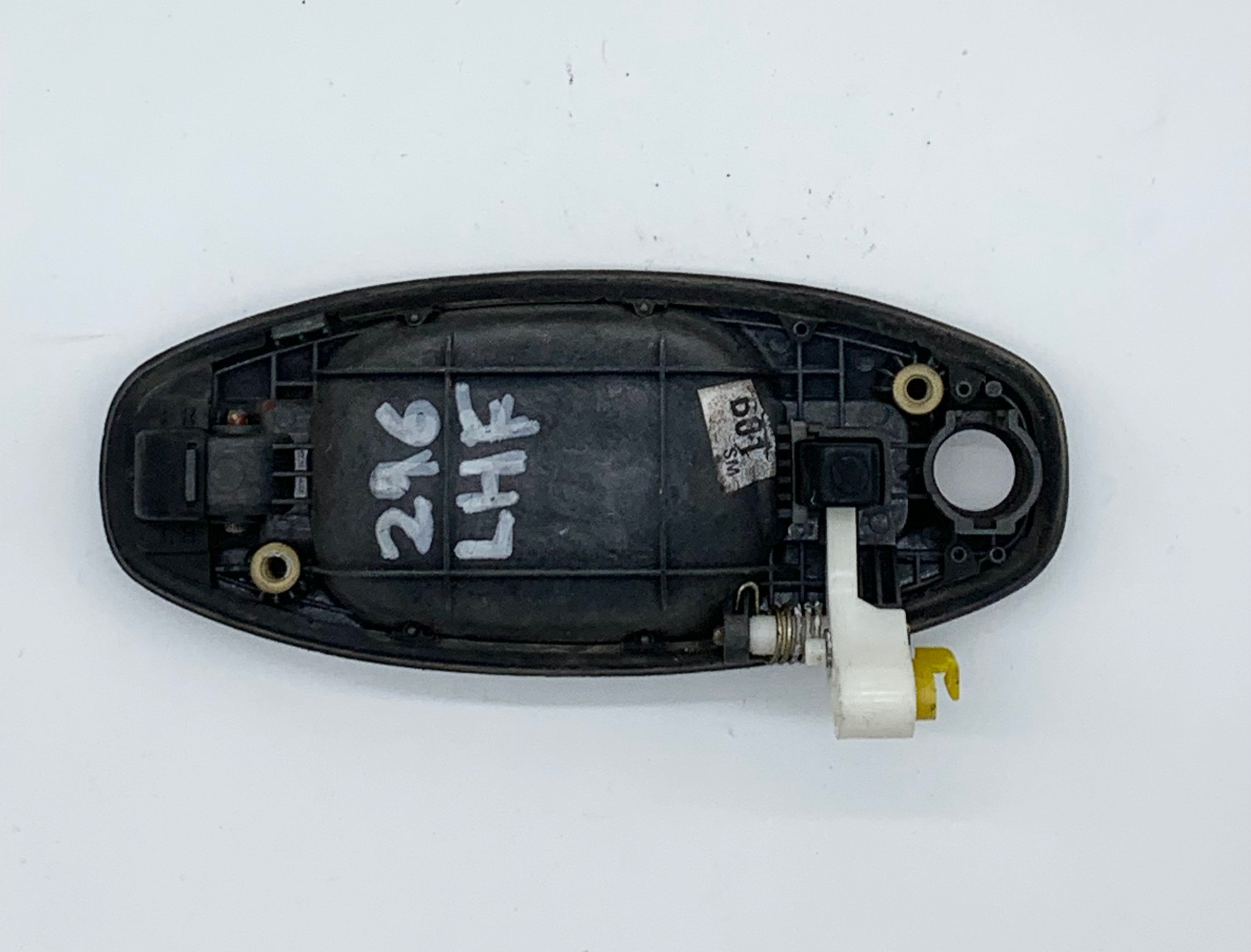 Hyundai Santa Fe SM 07/2001-10/2006 Door Handle Outer Left Hand Side - 0