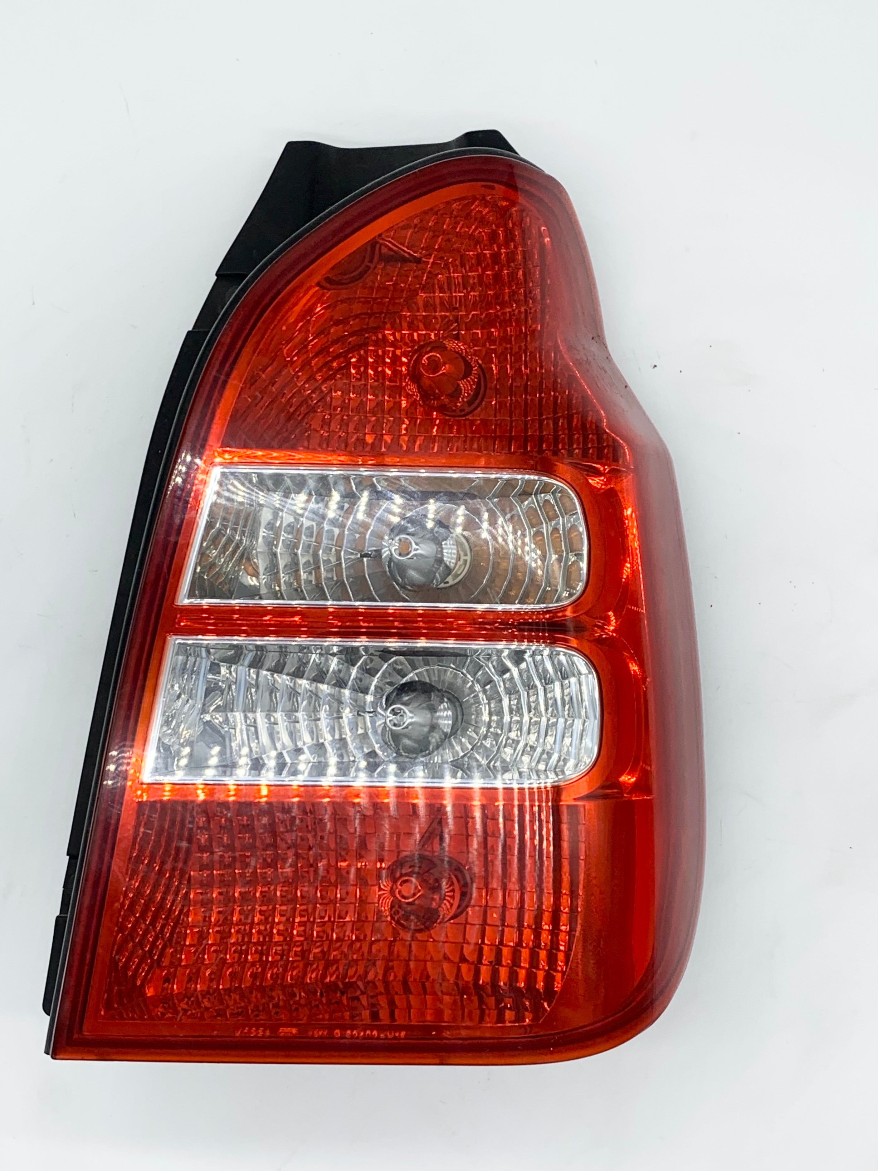 Hyundai Terracan HP 12/2003-12/2006 Taillight Right Hand Side