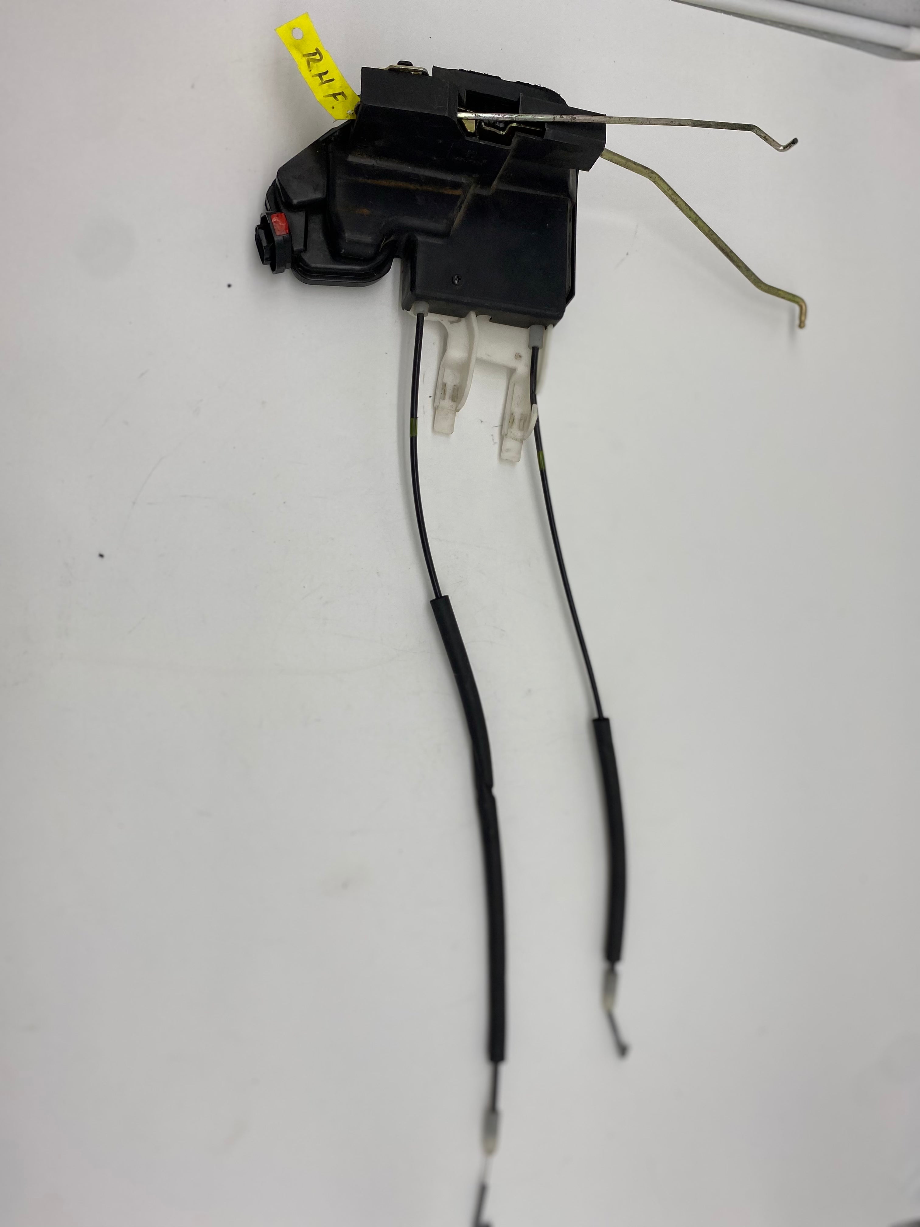 Hyundai Santa Fe SM 2000-2006 Door Lock Actuator Front Right Hand Side