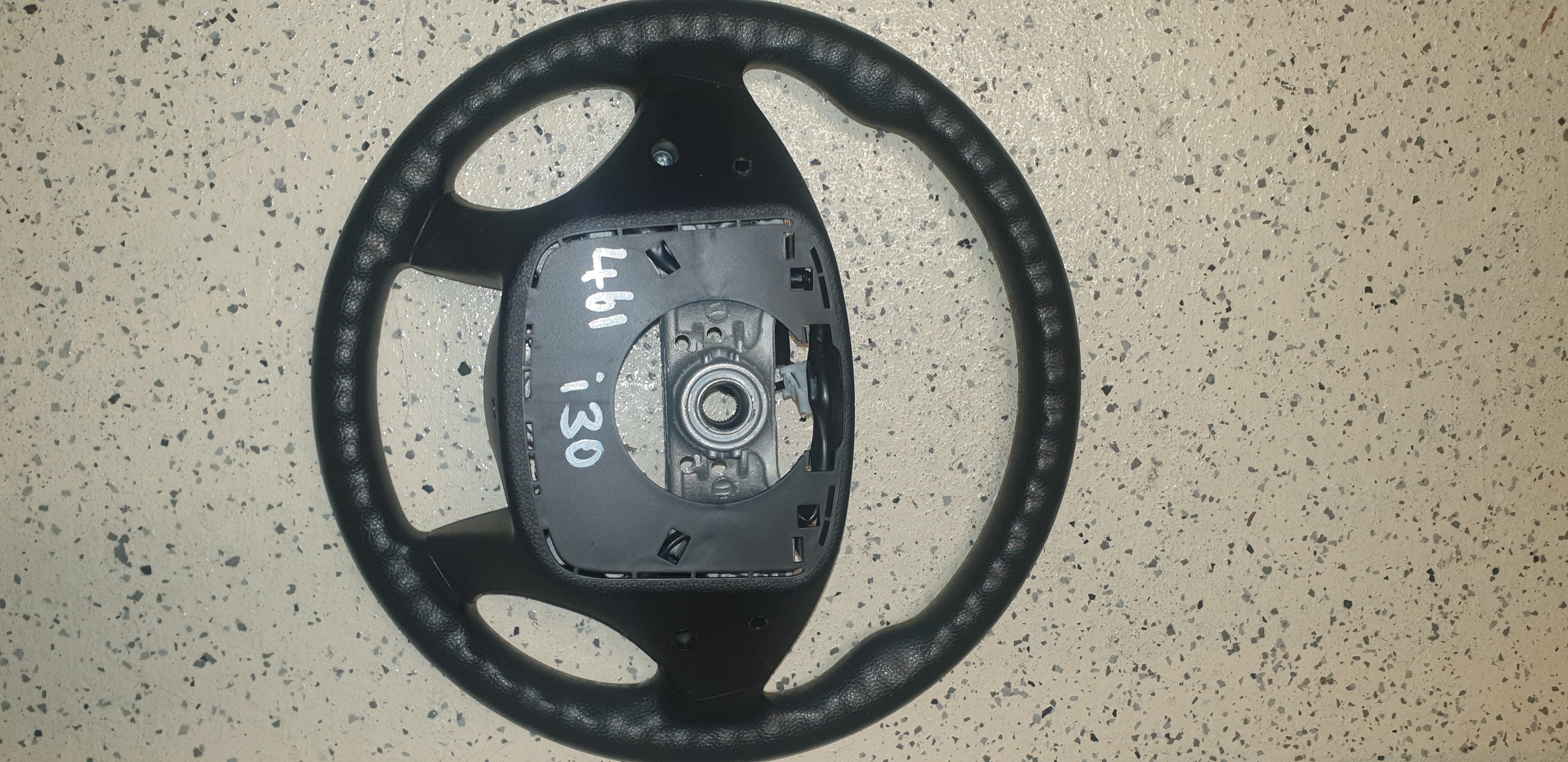 Hyundai I30 2012 Steering Wheel - 0