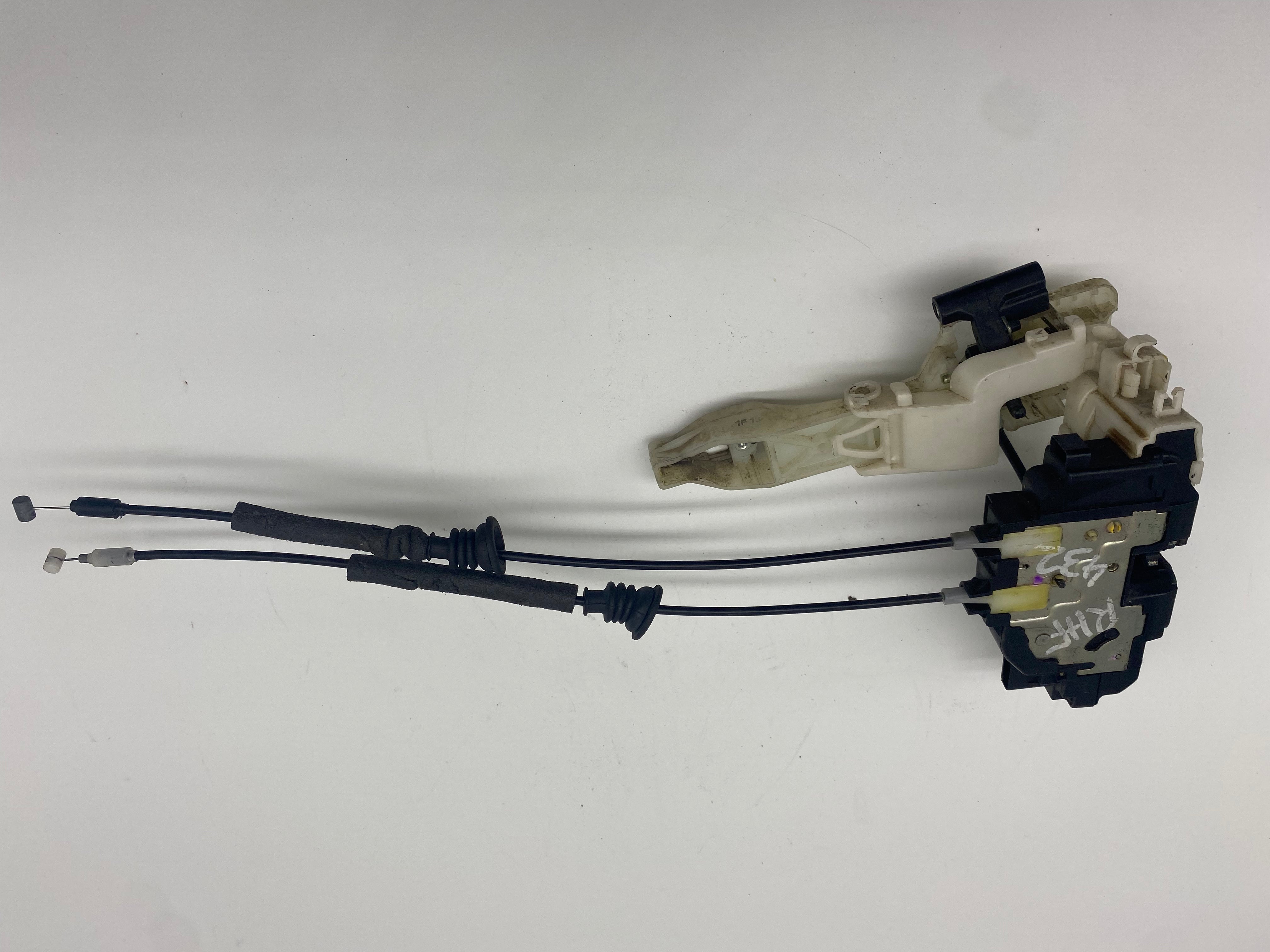 Kia Sorento BL 2002-2009 Door Lock Actuator Front Right Hand Drivers Side