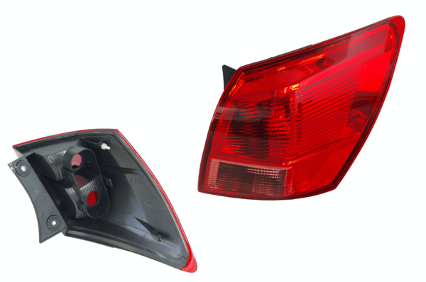 Nissan Dualis J10 11-2007-03/2010 Outer Tail Light Right Hand Side